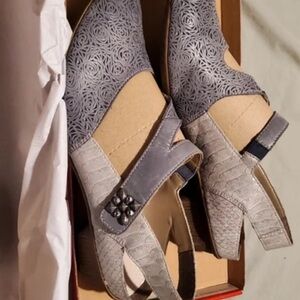 Rieker Blue Textured Slingback Heels